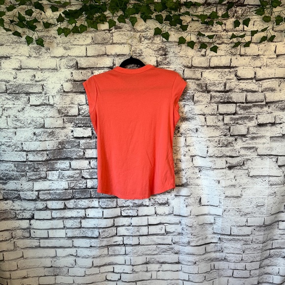 Calin Klien Coral Cap Sleeve Partial Button up T-shirt Size S - Picture 6 of 6
